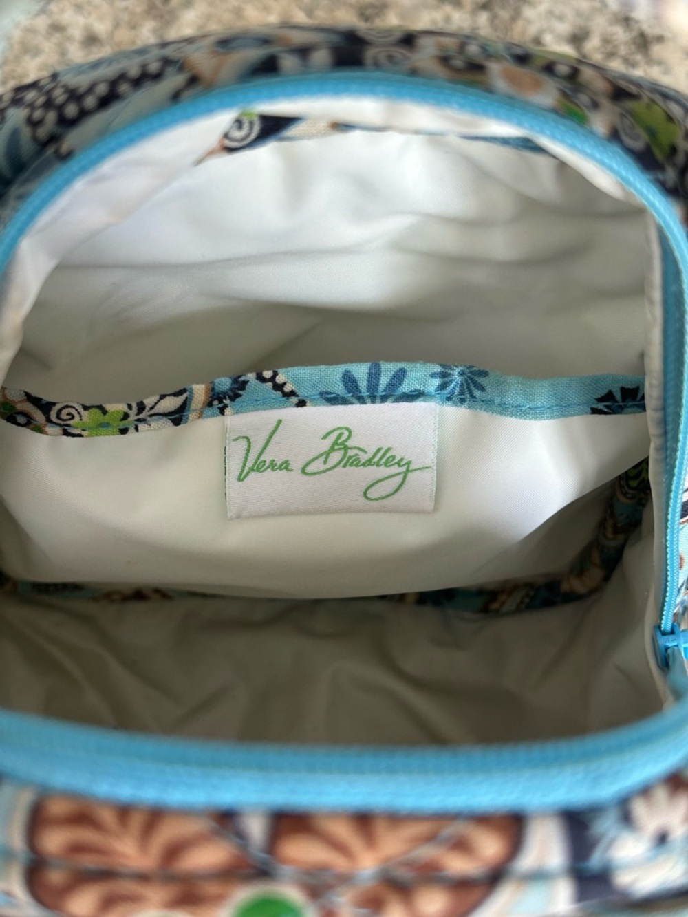 Vera Bradley Let’s do Lunch Quilted Insulated Lunch Bag Bali Blue Pattern - Picture 10 of 14